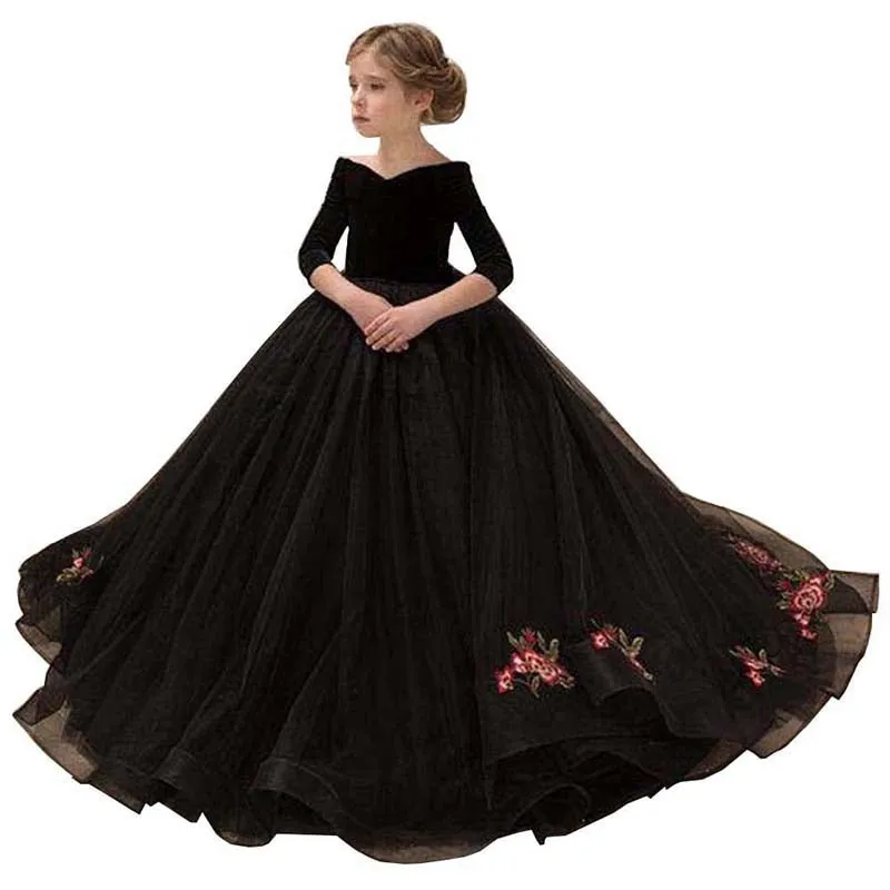 Black Embroidery Tulle Gowns