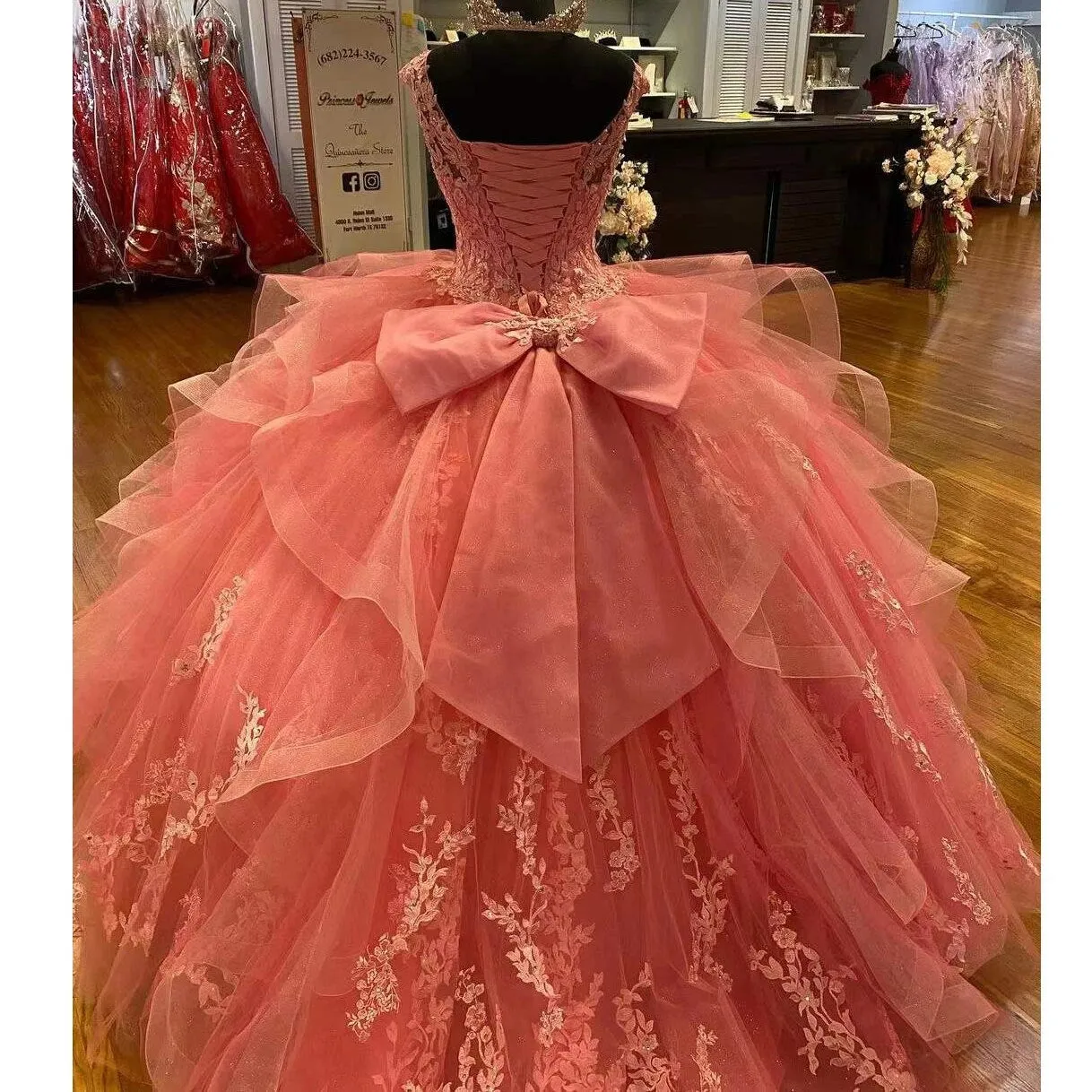 Charming Quinceanera Dresses Ball Gowns Appliques Beading Sequined Ruffles Tulle Tiered For Sweet Girl Vestidos De Quinceañera