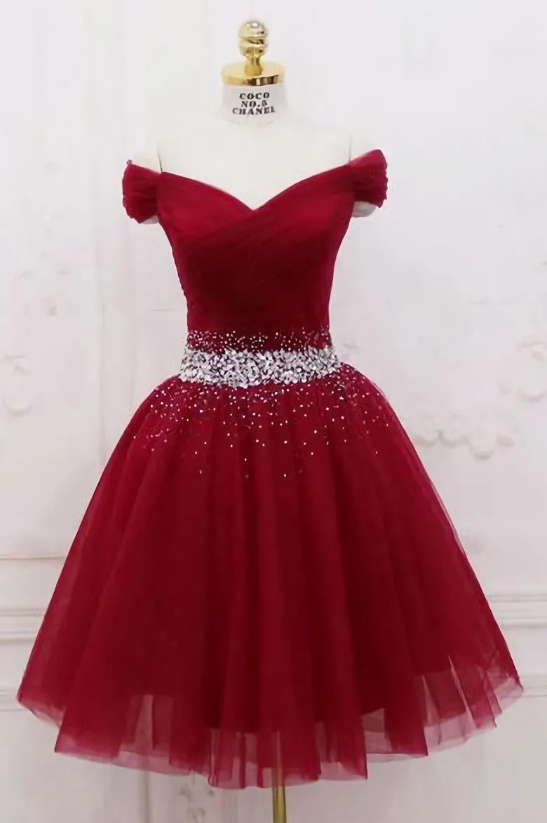 Cute Off The Shoulder Burgundy Homecoming Dresses With Tulle Short Cocktail Dresses