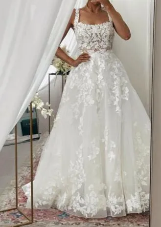 Floral Applique Tulle Wedding Gown All Sizes/Colors