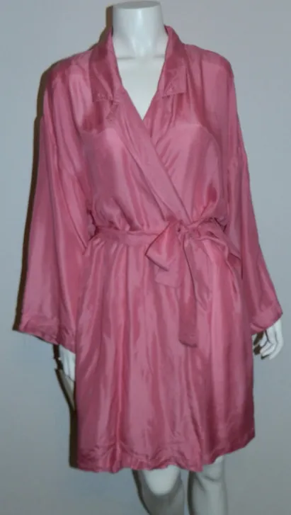 vintage 1980s pink silk robe / Barbizon bathrobe / kimono sleeve / NOS