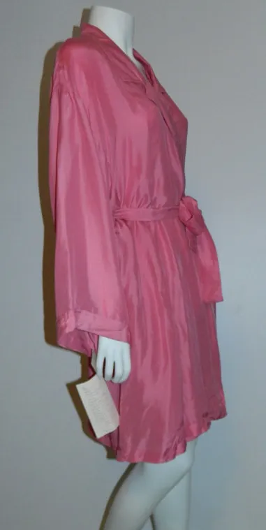 vintage 1980s pink silk robe / Barbizon bathrobe / kimono sleeve / NOS